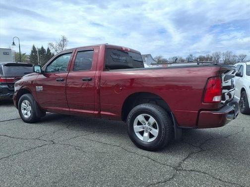 Delmonico Red Pearlcoat 2019 RAM 1500 Classic Express