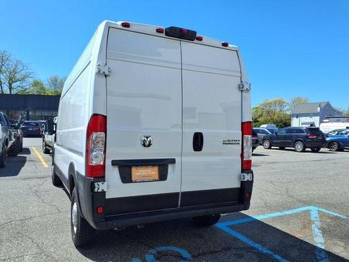 Bright White Clearcoat 2024 RAM ProMaster 2500 High Roof