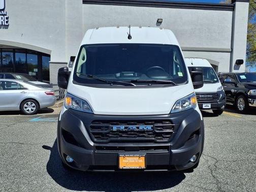 Bright White Clearcoat 2024 RAM ProMaster 2500 High Roof