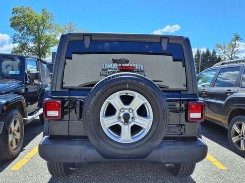 2023 Jeep Wrangler Sport