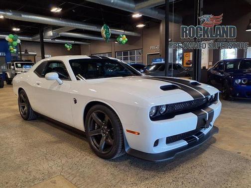 White Knuckle Clearcoat 2022 Dodge Challenger SRT Hellcat