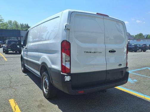 Oxford White 2021 Ford Transit-250 Base
