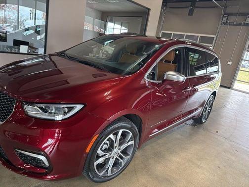 2022 Chrysler Pacifica Pinnacle