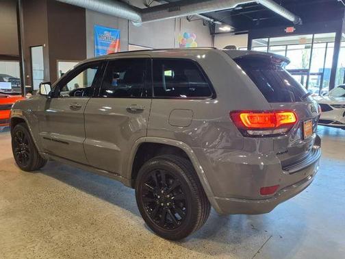 2022 Jeep Grand Cherokee WK Laredo