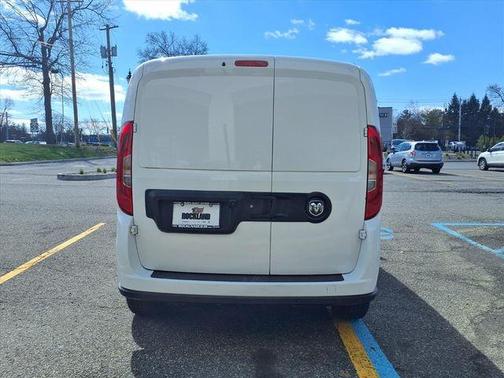 Bright White 2022 RAM ProMaster City Base