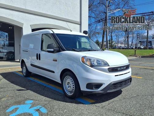 Bright White 2022 RAM ProMaster City Base