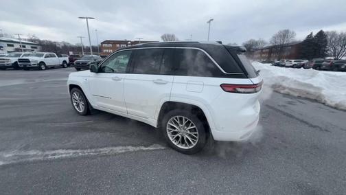 2022 Jeep Grand Cherokee 4xe Summit