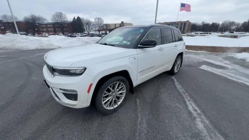2022 Jeep Grand Cherokee 4xe Summit