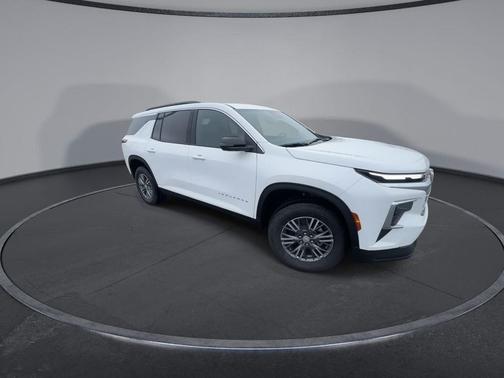 Summit White 2026 Chevrolet Traverse LT