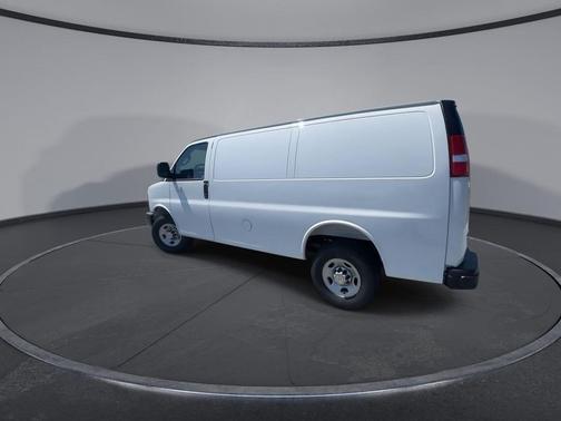 Summit White 2026 Chevrolet Express 2500 Work Van