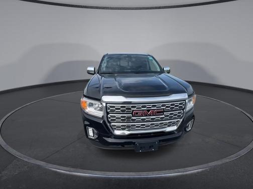 Onyx Black 2022 GMC Canyon Denali