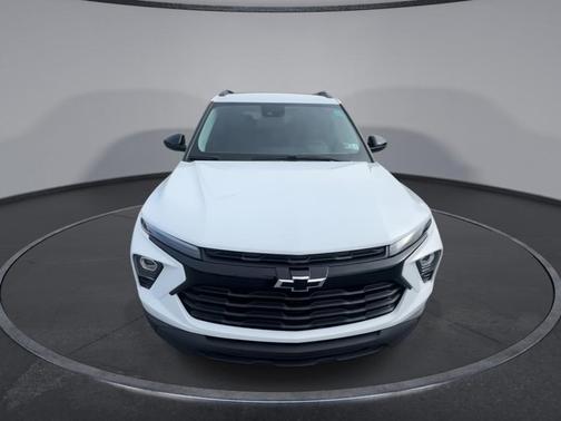 White 2026 Chevrolet Trailblazer LT