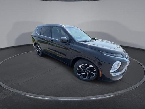2022 Mitsubishi Outlander SEL
