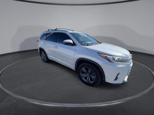 2017 Toyota Highlander Limited Platinum
