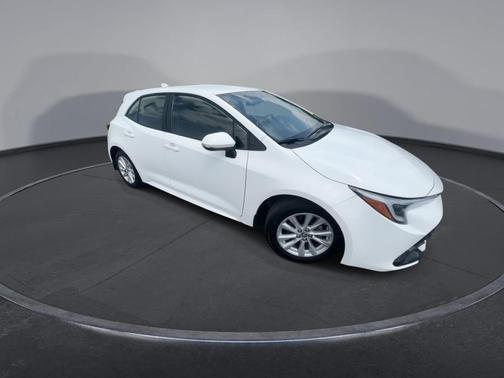 2023 Toyota Corolla Hatchback SE