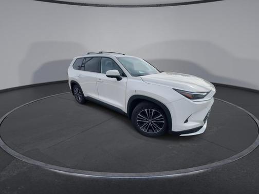 2024 Toyota Grand Highlander Hybrid MAX Platinum