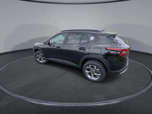 Mosaic Black Metallic 2026 Chevrolet Trax LT