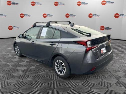 2022 Toyota Prius L