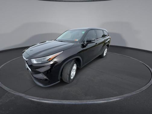 2022 Toyota Highlander L