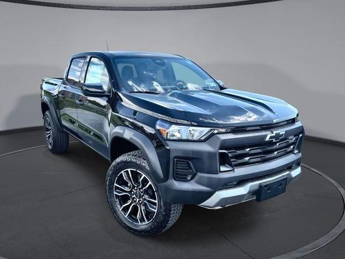 Black 2026 Chevrolet Colorado Trail Boss
