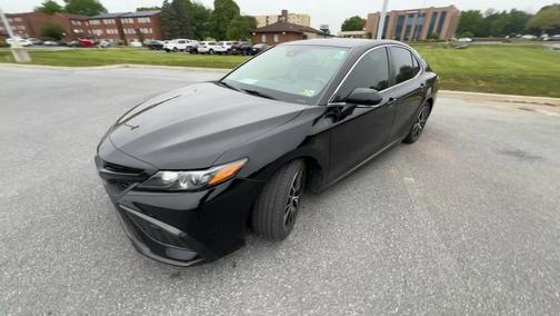 Midnight Black Metallic 2021 Toyota Camry SE