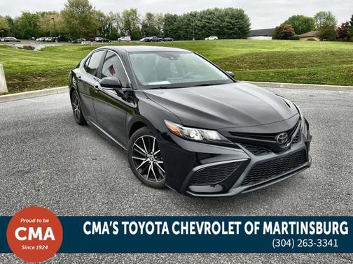 Midnight Black Metallic 2021 Toyota Camry SE