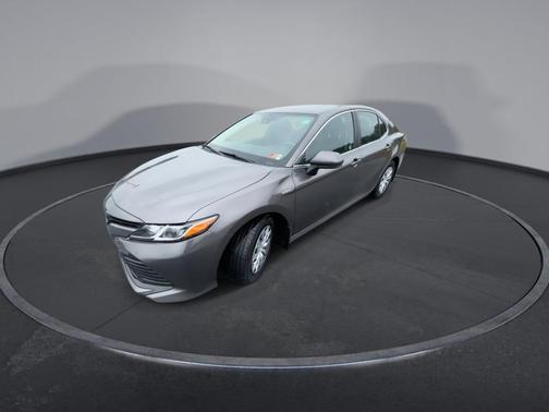 2020 Toyota Camry Hybrid LE