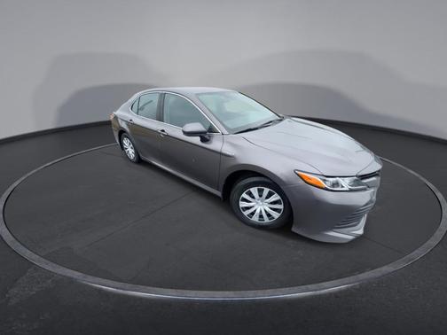 2020 Toyota Camry Hybrid LE