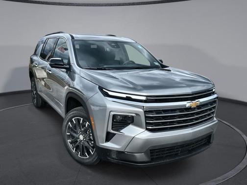 Gray 2026 Chevrolet Traverse LT