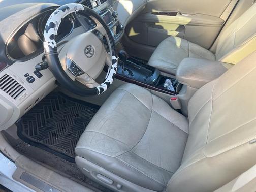 2011 Toyota Avalon Limited