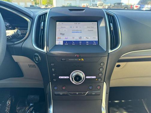 Dark Persian Green Metallic 2020 Ford Edge Titanium