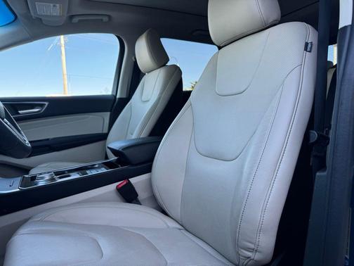 Dark Persian Green Metallic 2020 Ford Edge Titanium