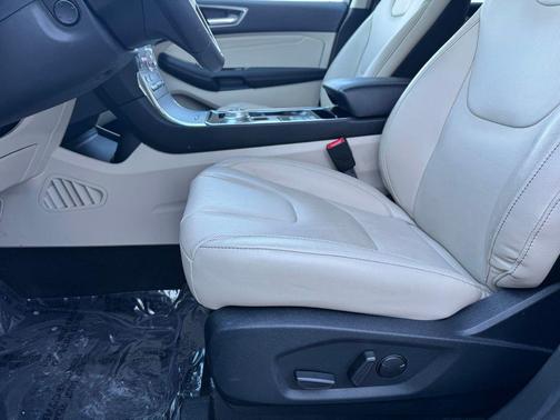 Dark Persian Green Metallic 2020 Ford Edge Titanium