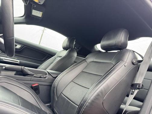 2021 Ford Mustang EcoBoost Premium