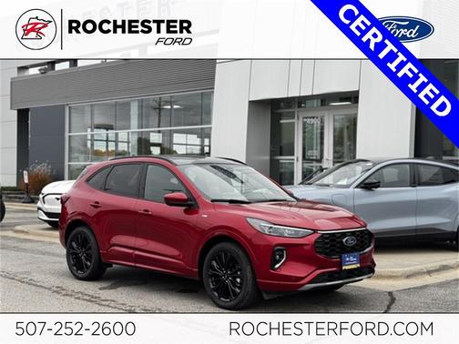 2023 Ford Escape ST-Line Elite