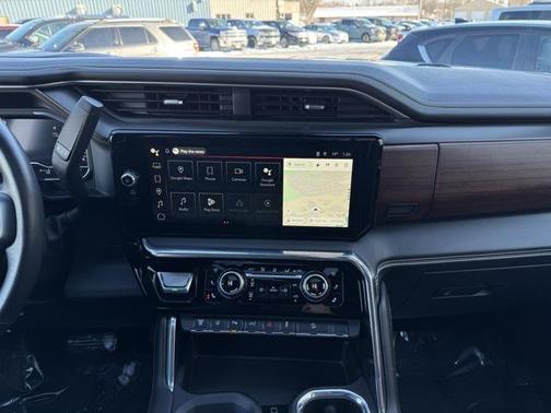 2024 GMC Sierra 3500 Denali