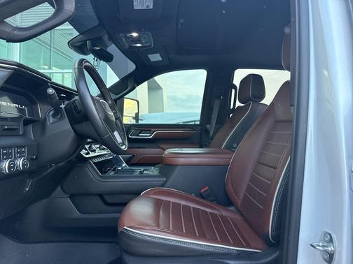 2024 GMC Sierra 3500 Denali