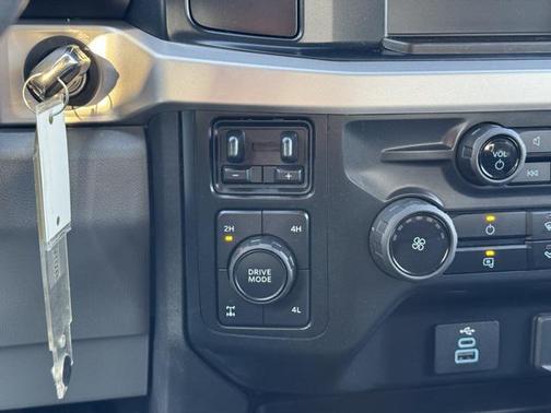 2023 Ford F-350 XLT