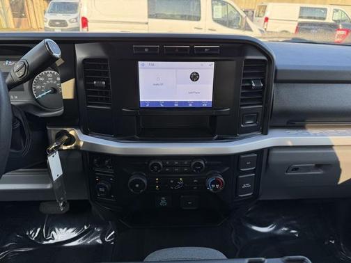 2023 Ford F-350 XLT