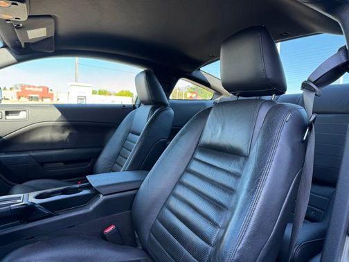 Silver 2008 Ford Mustang GT Deluxe