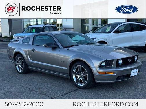 Silver 2008 Ford Mustang GT Deluxe