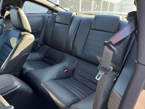 Silver 2008 Ford Mustang GT Deluxe