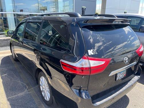 Midnight Black Metallic 2017 Toyota Sienna Limited Premium