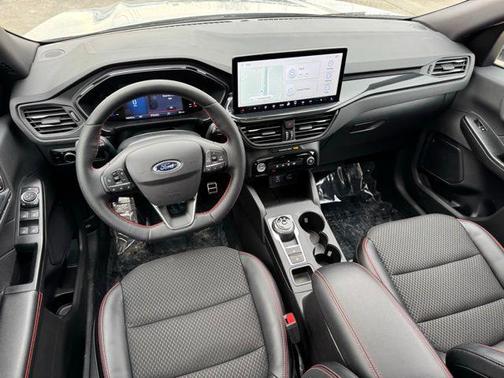 Iconic Silver Metallic 2023 Ford Escape ST-Line