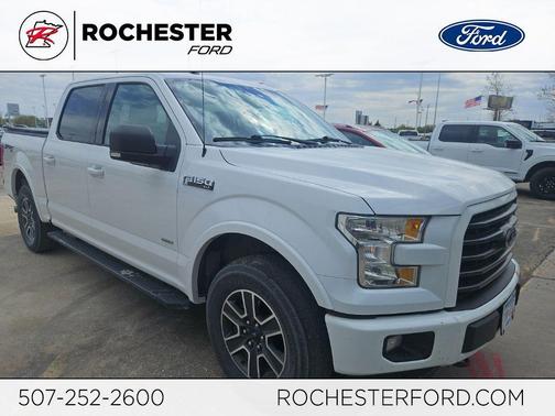 Ruby Red Metallic Tinted Clearcoat 2016 Ford F-150 XLT