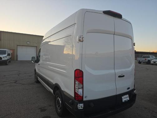2018 Ford Transit-250 Base