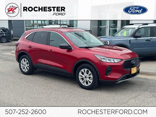 Rapid Red Metallic Tinted Clearcoat 2023 Ford Escape Active