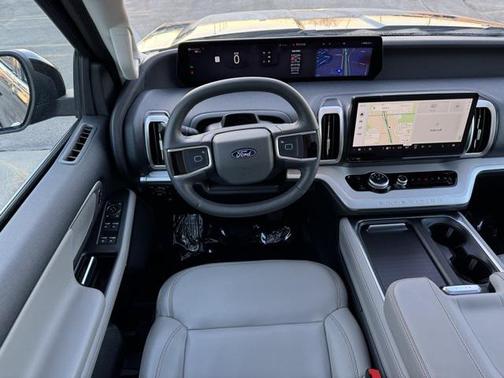 2025 Ford Expedition Max Active 4x4