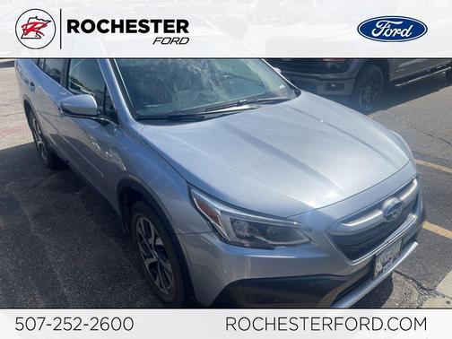Ice Silver Metallic 2021 Subaru Outback Limited XT