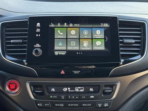 2022 Honda Pilot AWD Sport